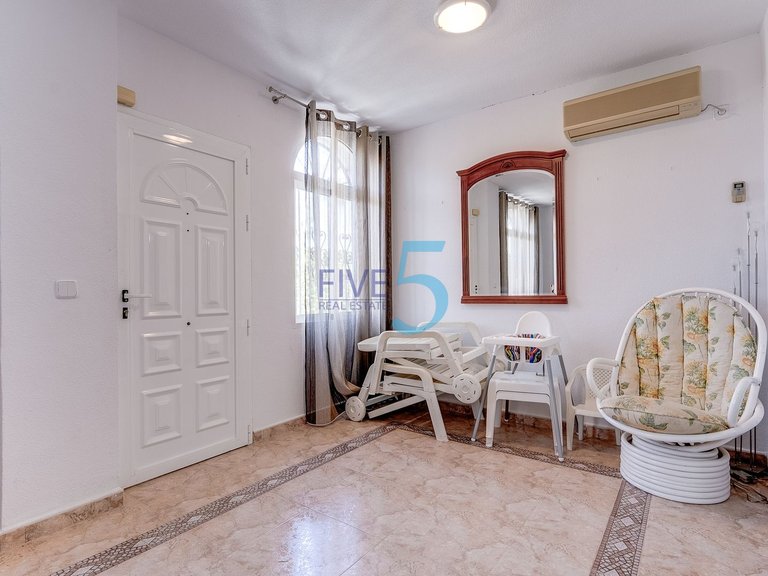 Villa for Sale in Alicante, Valencia 20