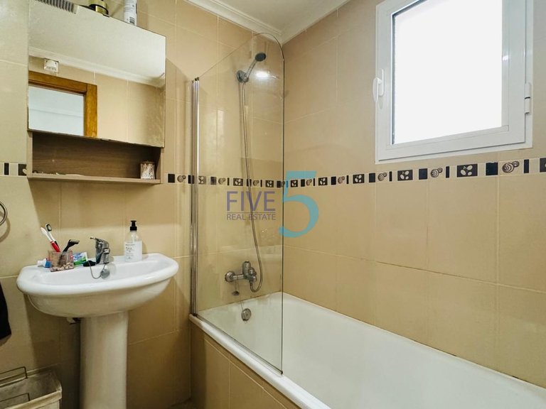 Apartment for Sale in Alicante, Valencia 9