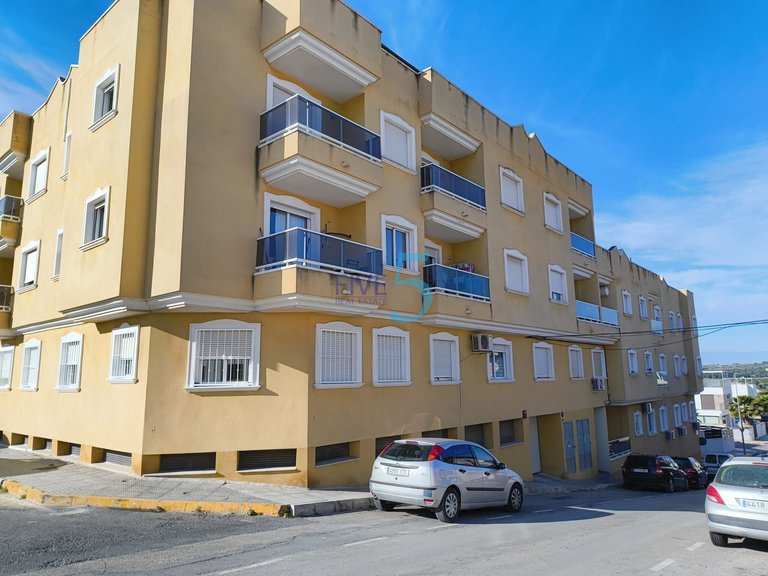 Apartment for Sale in Alicante, Valencia 1
