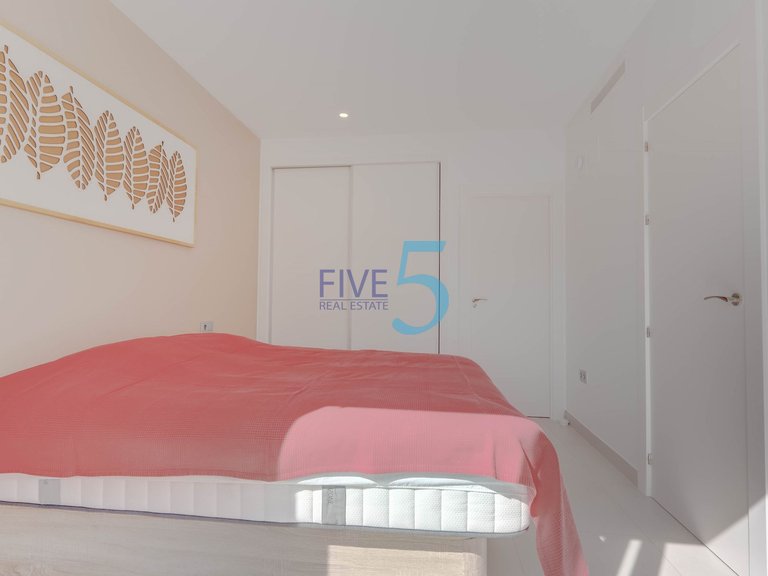 Villa for Sale in Alicante, Valencia 13