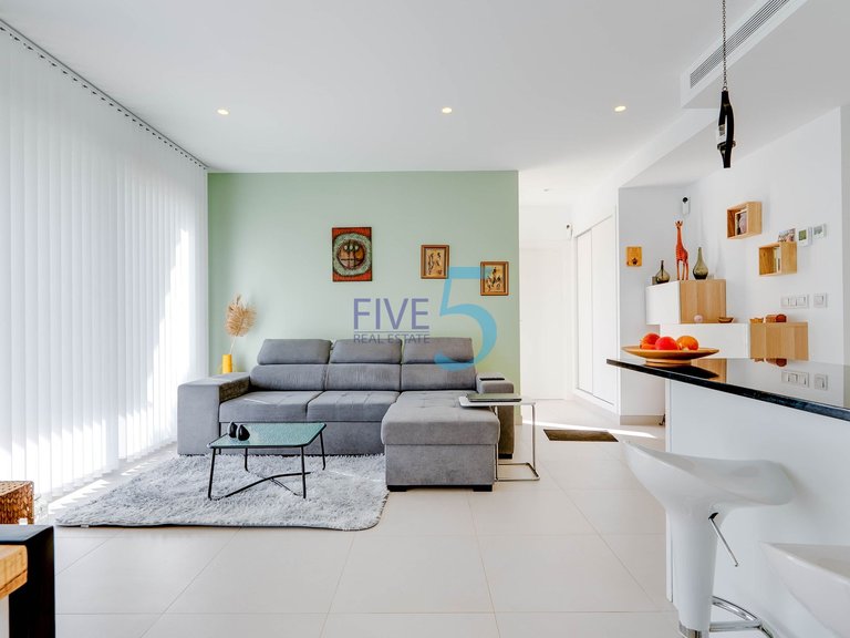 Villa for Sale in Alicante, Valencia 6