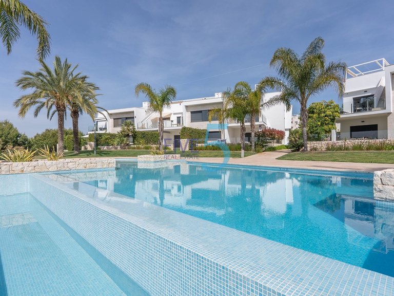 Villa for Sale in Alicante, Valencia 1