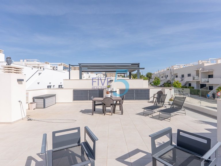 Villa for Sale in Alicante, Valencia 21