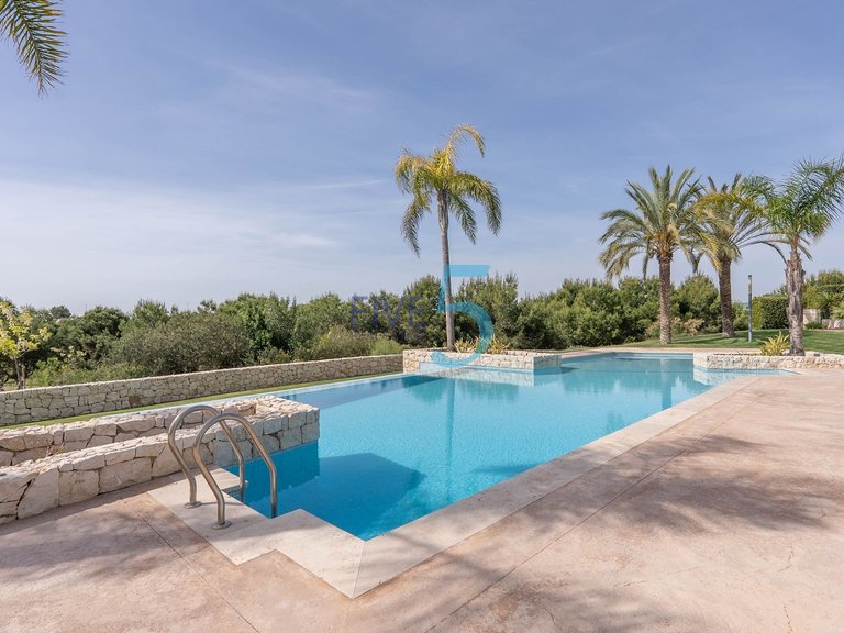 Villa for Sale in Alicante, Valencia 28