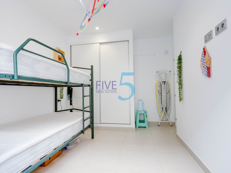 Villa for Sale in Alicante, Valencia 19