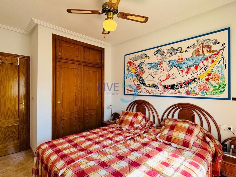 Apartment for Sale in Alicante, Valencia 10