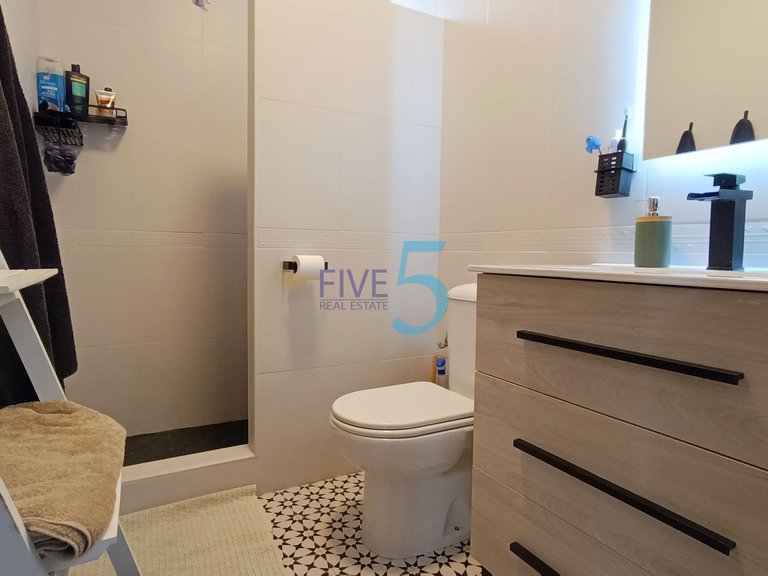 Villa for Sale in Alicante, Valencia 29