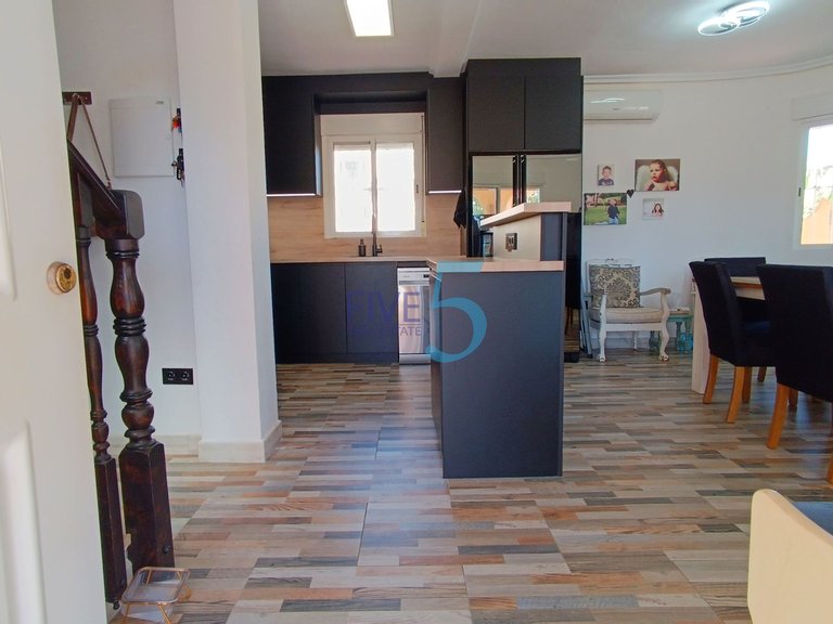 Villa for Sale in Alicante, Valencia 15