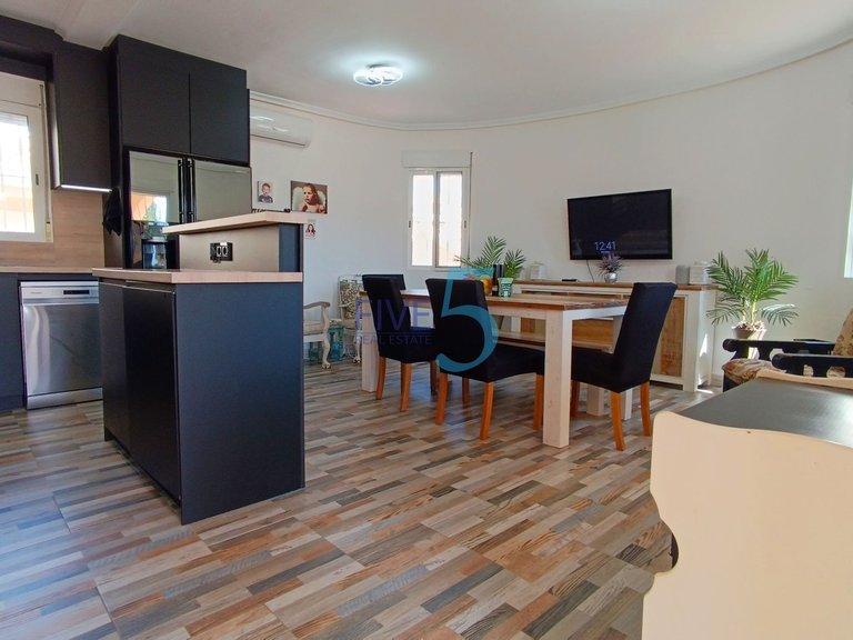 Villa for Sale in Alicante, Valencia 16