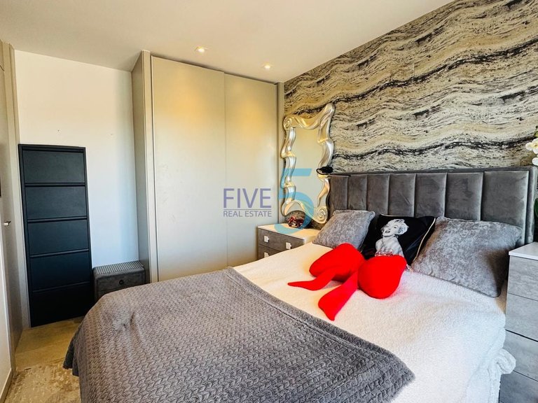 Apartment for Sale in Alicante, Valencia 12