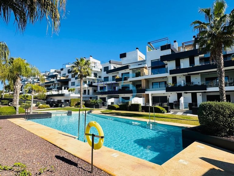 Apartment for Sale in Alicante, Valencia 1
