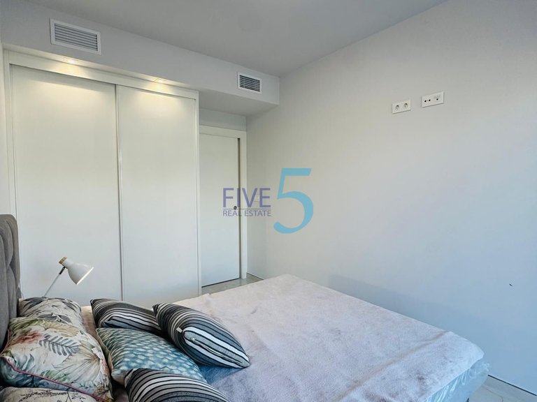 Apartment for Sale in Alicante, Valencia 11
