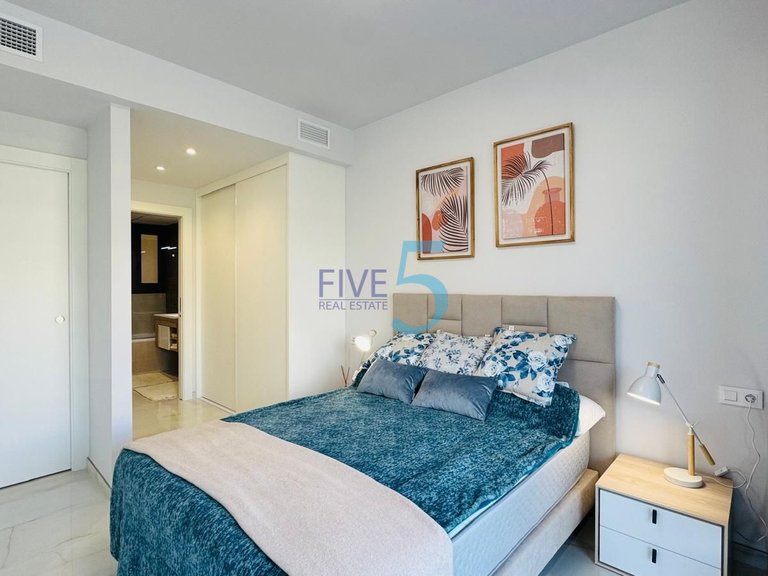 Apartment for Sale in Alicante, Valencia 13