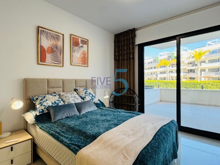Apartment for Sale in Alicante, Valencia 12