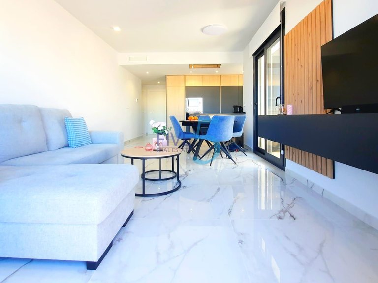 Apartment for Sale in Alicante, Valencia 2