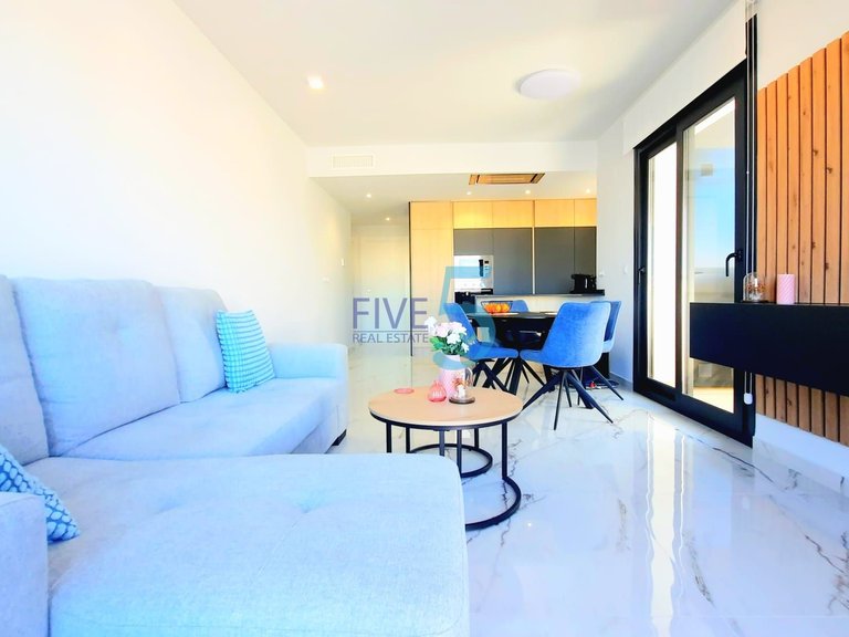 Apartment for Sale in Alicante, Valencia 15