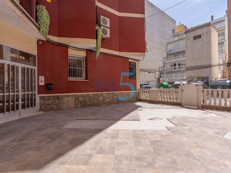 Apartment for Sale in Alicante, Valencia 18