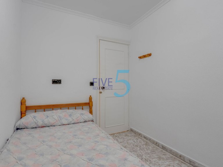 Apartment for Sale in Alicante, Valencia 14