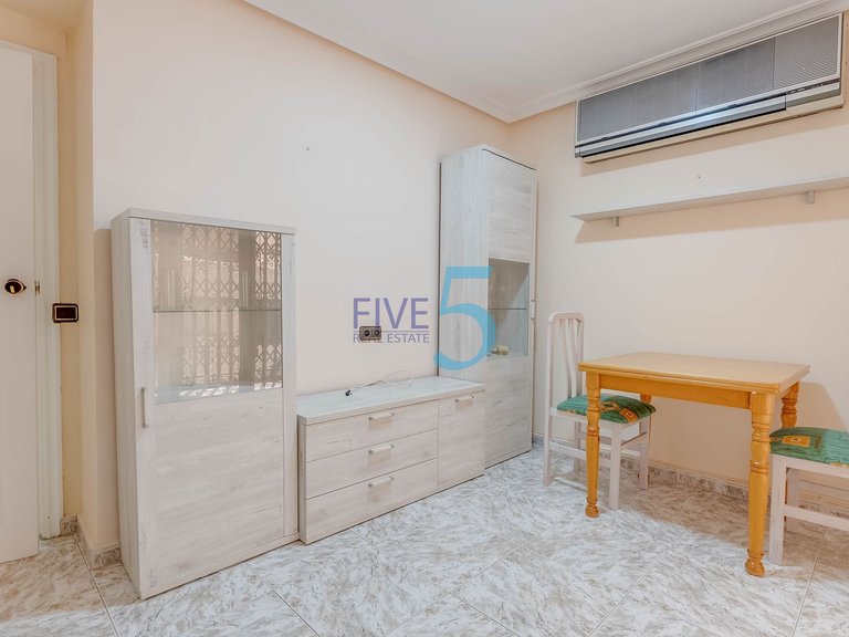 Apartment for Sale in Alicante, Valencia 3