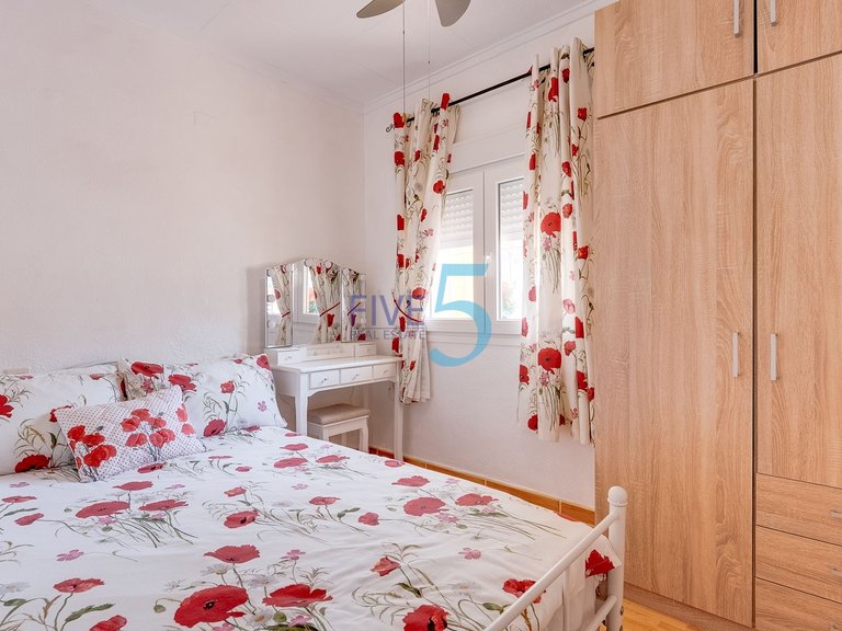 Villa for Sale in Alicante, Valencia 13
