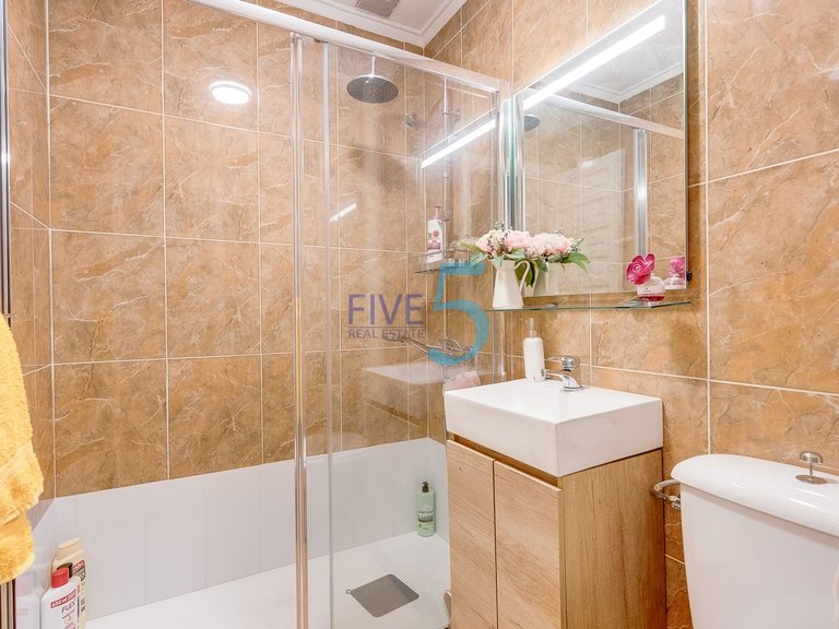 Villa for Sale in Alicante, Valencia 15
