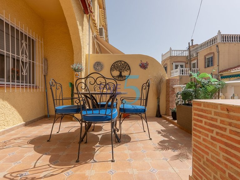 Villa for Sale in Alicante, Valencia 4