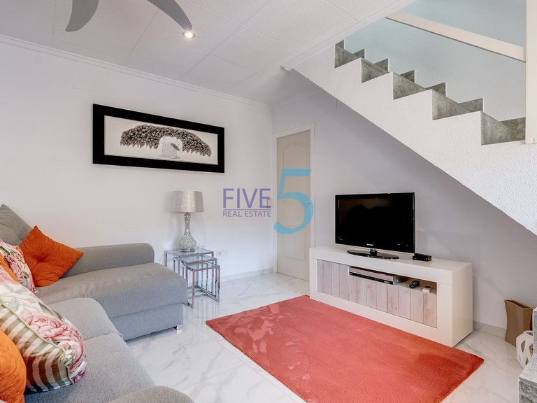 Villa for Sale in Alicante, Valencia 11