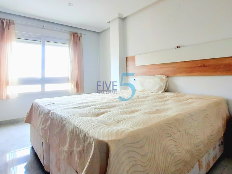 Apartment for Sale in Alicante, Valencia 4