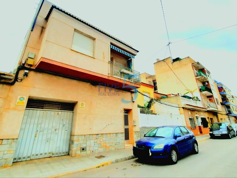 Villa for Sale in Alicante, Valencia 1