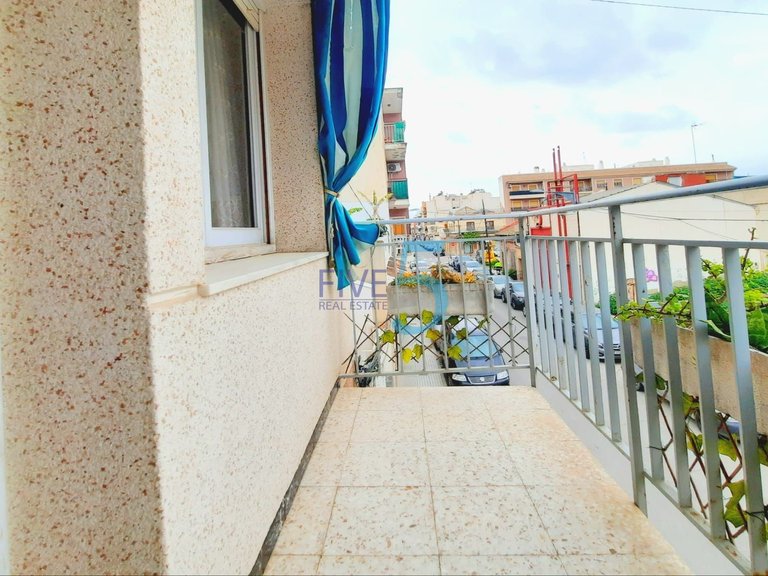Villa for Sale in Alicante, Valencia 10