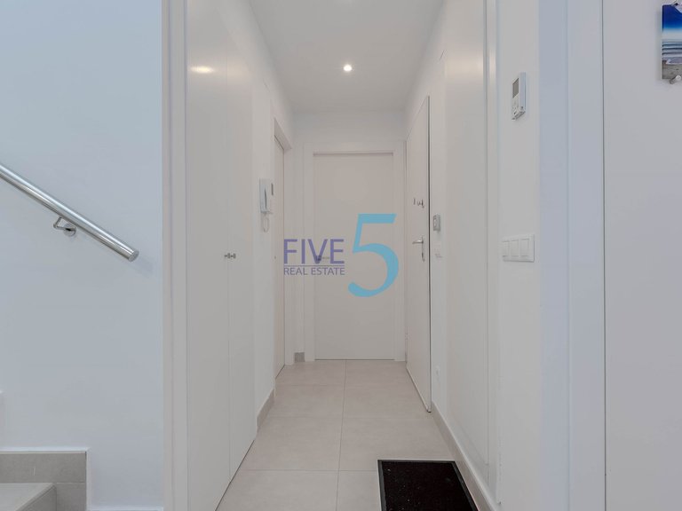Villa for Sale in Alicante, Valencia 13