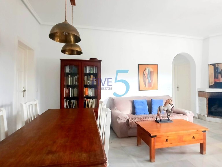 Villa for Sale in Alicante, Valencia 3