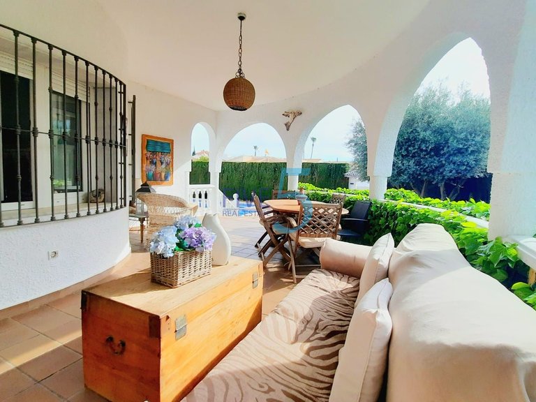 Villa for Sale in Alicante, Valencia 9