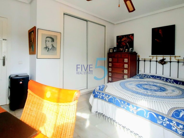Villa for Sale in Alicante, Valencia 15