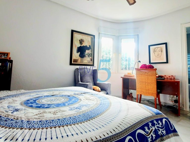 Villa for Sale in Alicante, Valencia 16