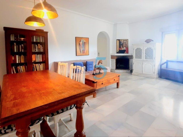 Villa for Sale in Alicante, Valencia 12