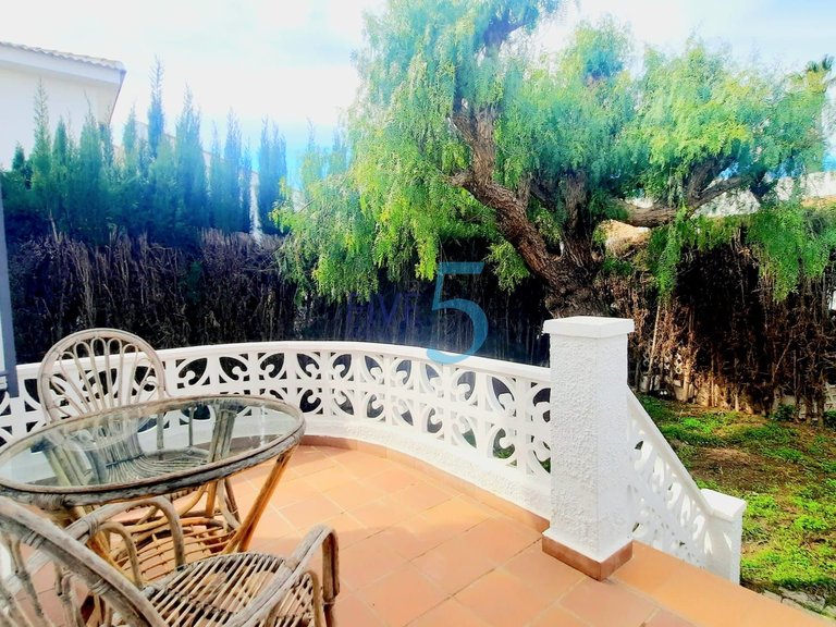 Villa for Sale in Alicante, Valencia 28