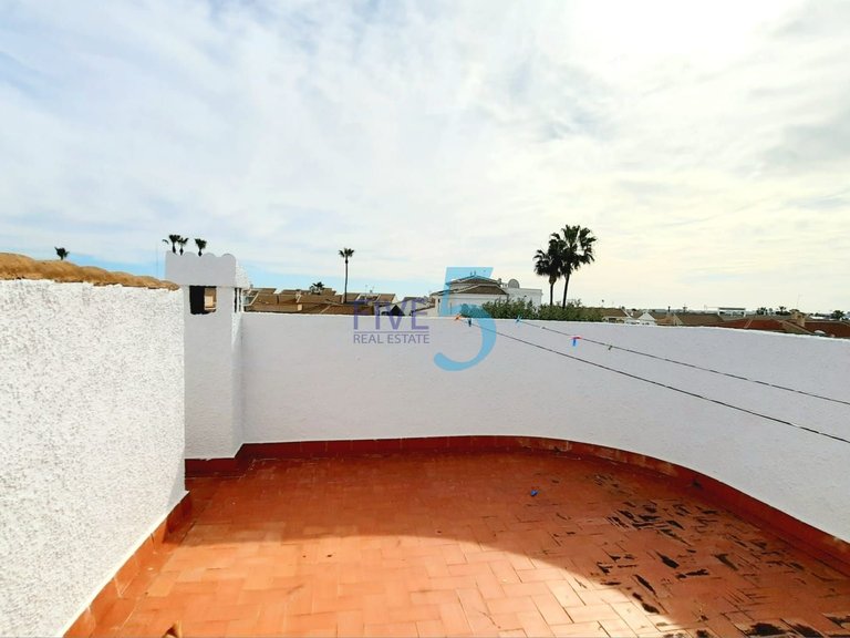 Villa for Sale in Alicante, Valencia 30