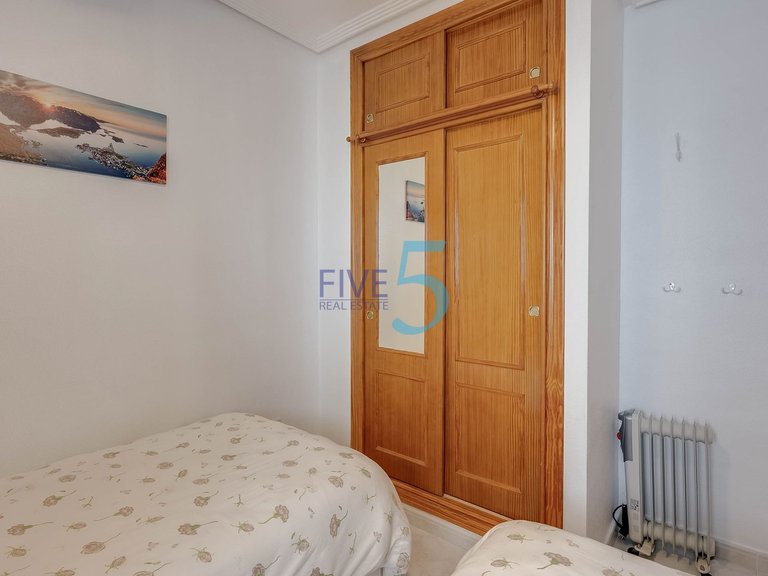 Apartment for Sale in Alicante, Valencia 18