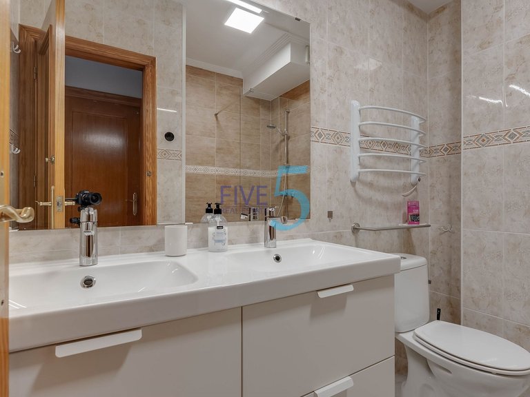 Apartment for Sale in Alicante, Valencia 15