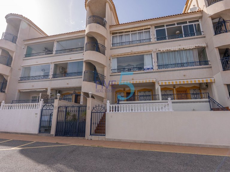 Apartment for Sale in Alicante, Valencia 2
