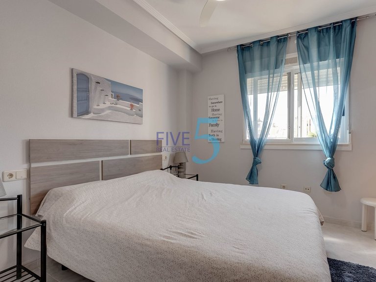 Apartment for Sale in Alicante, Valencia 13