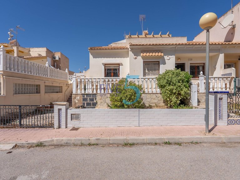 Penthouse for Sale in Alicante, Valencia 1