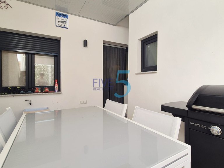 Penthouse for Sale in Alicante, Valencia 11