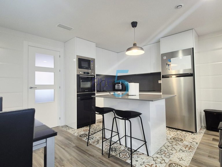 Penthouse for Sale in Alicante, Valencia 9