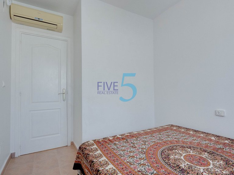 Villa for Sale in Alicante, Valencia 16