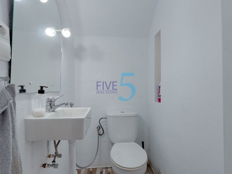 Villa for Sale in Alicante, Valencia 11