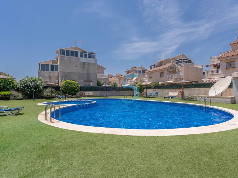 Villa for Sale in Alicante, Valencia 2