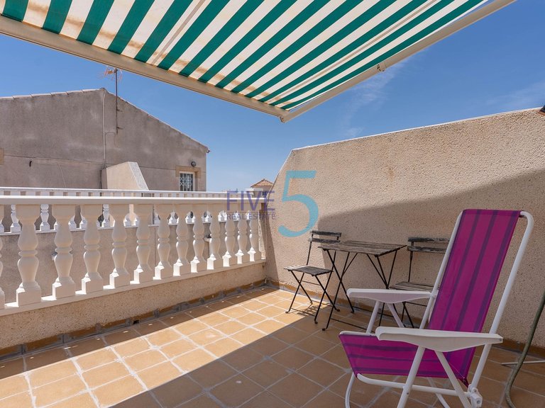 Villa for Sale in Alicante, Valencia 22