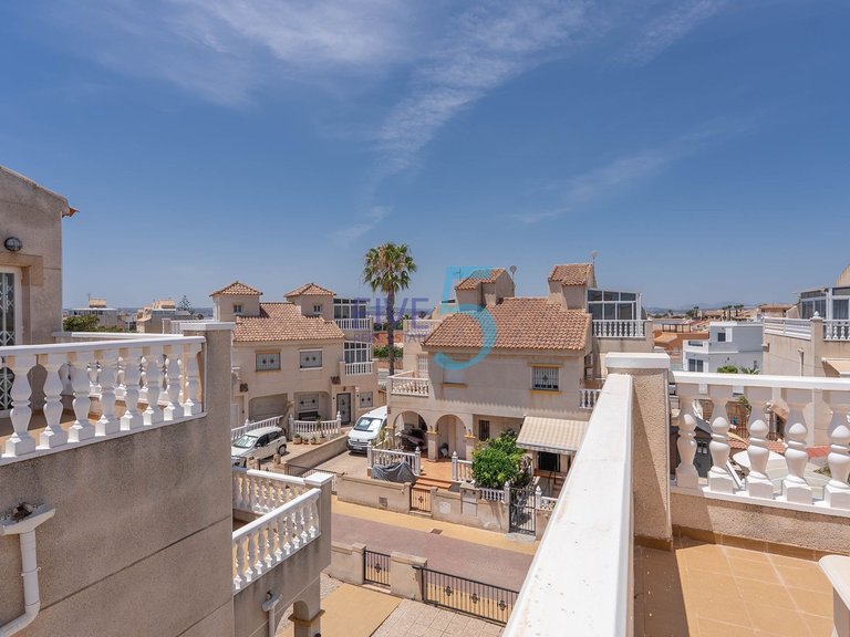 Villa for Sale in Alicante, Valencia 23